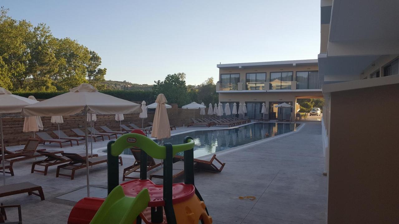 Selyria Resort Planos Exterior foto